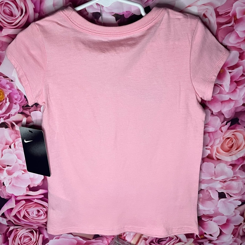 Nike NWT Sparkle Swoosh T-shirt | Size 4T - Picture 3 of 6